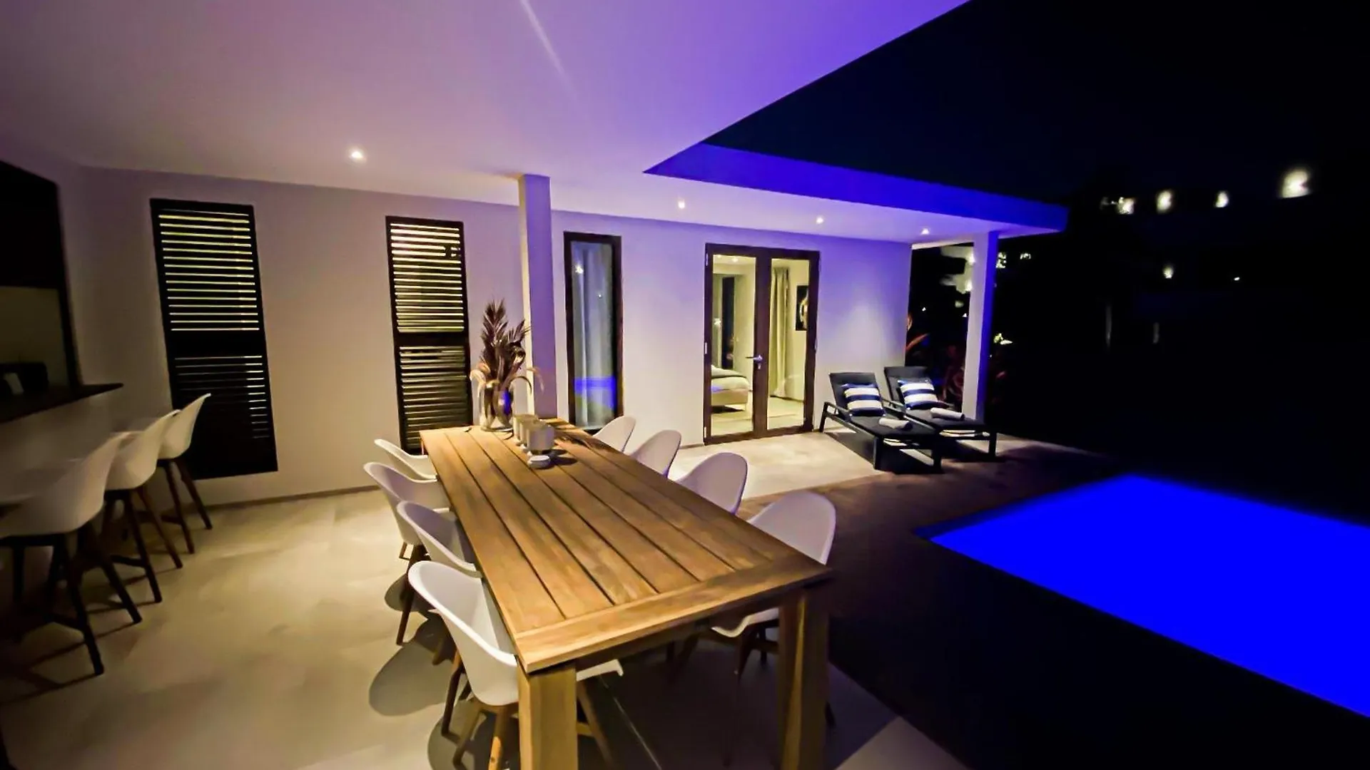 Dushi Home Jan Sofat Luxe Willemstad 0*,  Curacao