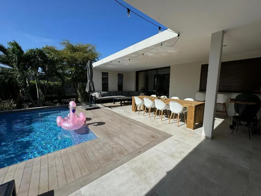 Dushi Home Jan Sofat Luxe Willemstad Curacao